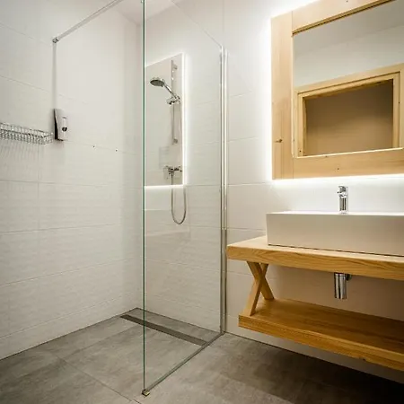 Bialy Mis Art & Design Apartment