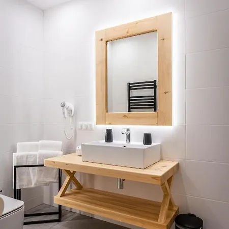 Bialy Mis Art & Design *