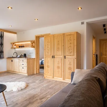 Apartment Bialy Mis Art & Design