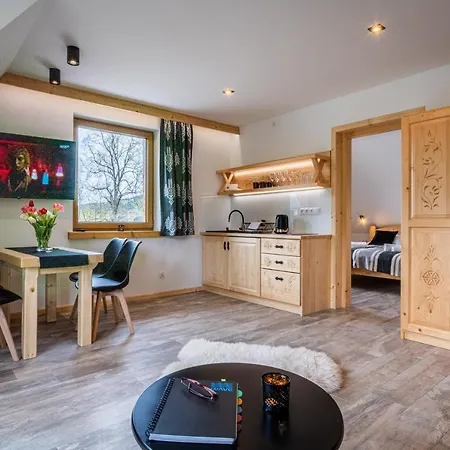 Bialy Mis Art & Design * זקופאנה