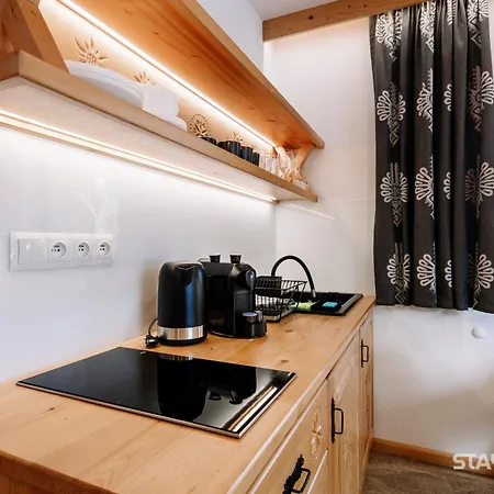 Apartment Bialy Mis Art & Design *