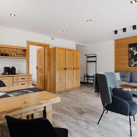 דירה Bialy Mis Art & Design זקופאנה