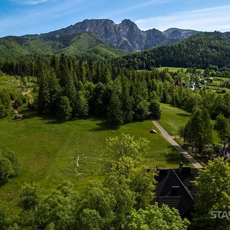 Bialy Mis Art & Design דירה זקופאנה